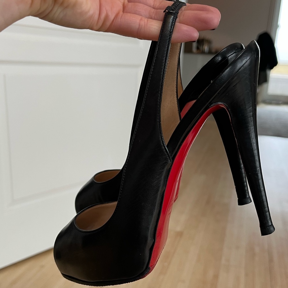 Louboutin sling backs size 38.5